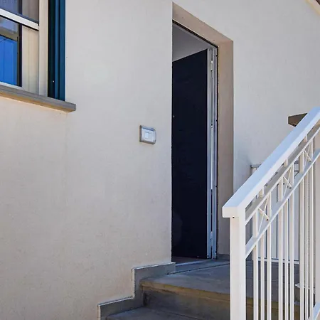 Ferienhaus 2 Bedroom Beautiful In Castellabate